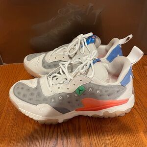 Jordan React Mens Sneaker WORN ONCE